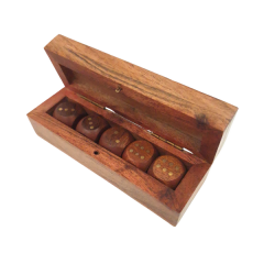 Kości do gry w podłużnym pudełku drewnianym - DNU-006
