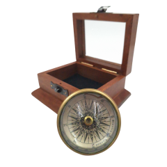 Kompas soczewkowy na biurko w pudełku drewnianym - HRZ-034
