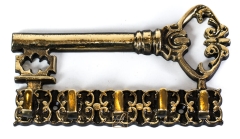 Hanger Key Brass MAR028