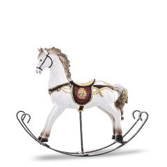 Figurka Koń Na Biegunach 147536