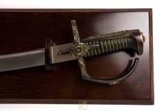 Polish Hussar sabre tempered, decorated 17th century + hanging tabloid. A gift for demanding