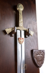 SZCZERBIEC coronation sword matte version + wooden table - replica