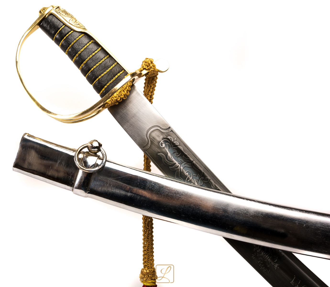 Polish cavalry sabre wz 17 with scabbard, etching: 